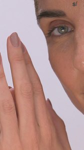 Give your skin what it deserves. At SKIN functional, we believe in giving you exactly what you need, putting your skin needs first! Our Products are expertly formulated with scientifically proven ingredients, delivering results with no compromises. Join thousands of happy customers and start your #skincarejourney today. ✔ Dermatologically Tested & Endorsed ✔ Backed by Clinical Data ✔ Cruelty Free ✔ Vegan Friendly ✔ Alcohol Free Shop at skinfunctional.com 🛒 | SKIN Functional