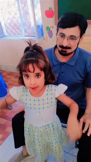 DEA LAYYAH Transforming Dr. Muhammad Qayyum Khan, CEO of the District Education Authority Layyah, paid a surprise visit to GGHS Islamia, checked teacher attendance, inspected the ECCE room, and listened to poems from ECCE students. | School Education Department, Government of the Punjab