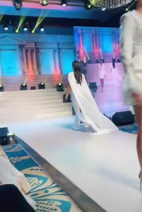 🌿 #Miss_Universe_Vietnam | Pha xử lý đầy "tinh tế" của Hoa Hậu Hoàn Vũ Việt Nam 2017 - H'hen Niê trên sàn diễn thời trang ... 😍😍😍 #ChuyenDanHoaHau #HoaHauHoanVuVietNam #MissUniverseVietnam #MissUniverse2018 #MU | Chuyên Đàn Hoa Hậu