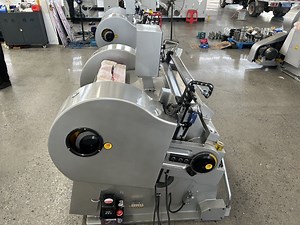 [Hot Item] Ml-1500 Die-Cutting & Creasing Machine