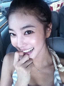 NS Yoon Ji Tweets Tokyo Photoshoot Images | Soompi