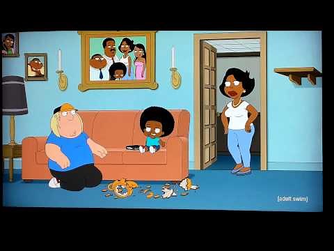 Family Guy : Donna Tubbs Spanks Chris Griffin