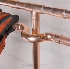 1.5M views · 10K reactions | From clogs to leaks! Plumbing hacks for every situation | 5-Minute Crafts Men | Facebook