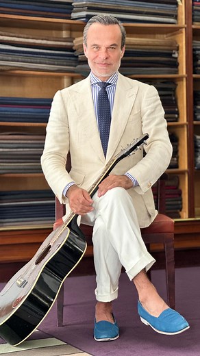 Lunch time. #cifonelli #bespoke #tailor #tailoring #menswear #paris #london #couture #parisianstyle | Lorenzo Cifonelli