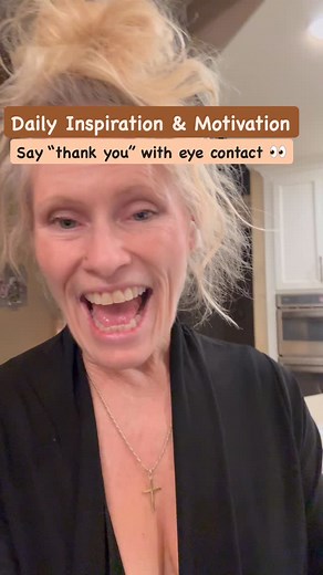 You should always say thank you with eye contact to show respect, convey sincerity and trust and to create a deeper connection 😌 Eye contact communicates that you are engaged, present and genuinely grateful strengthening the interaction and the relationship with the other person. So remember the eye contact when saying thank you and don’t forget to be a bright light for others 💕✨ 🤗😘xoxo ~ Erica #sobercurious #alcoholfreelife #bethechange #shinebright #bebetterdobetter #coachingwitherica #thi