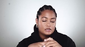 Face Lift Tape Invisible with String – 100 PCS Neck Tape Lifting Invisible for Instant Lifting Eye Brow Wrinkles, Ultra-Thin Facial Lifter, Facelift Stickers for Special Events & Makeup-Friendly Use