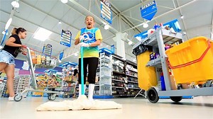 Comece a semana economizando do jeitinho que você merece e gosta! Assista o vídeo para conferir algumas ofertas especiais que preparamos e não perca a oportunidade de aproveitar! #OMenorPreçoÉAqui *Válidas para Mossoró, Pau dos Ferros e Caicó. | Rede Queiroz | Facebook