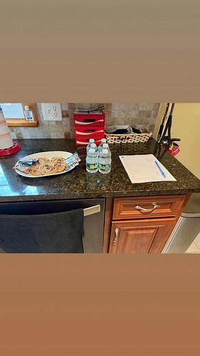 Lauramp Sells NJ on Reels