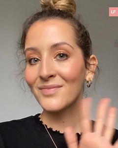 10K views · 61 reactions | Golden Eyes with Bobbi Brown Cosmetics 朗 This is all Christmas makeup inspiration we need this festive season!  https://bit.ly/39z3AMV | LOOKFANTASTIC | Facebook