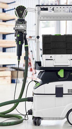 Overfyldt på byggepladsen? WCR Workcenter kan tilsluttes alle vores støvsugere (undtagen CT 15/25) og gør din arbejdsplads mere mobil 💚 #Festool #WCR | Festool
