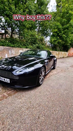 Aston Martin V8 Vantage £39995.00 2 owners FSH . 38k miles only. Just serviced . New MOT before sale. 3 months warranty by Warrantywise | Landbeasts Automobile Classica
