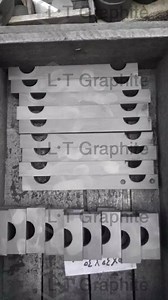 [Hot Item] Isostatic Graphite Mould Used for Making Glass Tubes Other Special Glass Bottles