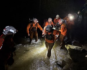 Apple SOS Feature Leads To Successful Rescue Of Injured Hiker In Kentucky