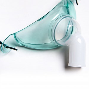 [Hot Item] Hot Sale Flexible Oxygen Tracheostomy Mask with 360 Rotation Connector