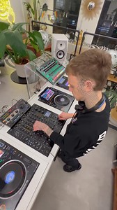 2.4K views · 120 reactions | DJ transition using echo, filter and hot loops 掠  Sosa - Dusty Showbiz Vs Holla Back Girl remix by Dot N Life  What do you think of this DJ effect and DJ setup?  LSA tutor Marc on the decks. | London Sound Academy | Facebook
