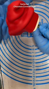 2.9K views · 112 reactions | Santa Hat Oreo | Queen Of Treats LLC | Facebook