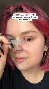 1M views · 337 reactions | @herocosmetics mighty patch nose and chin coming in clutch as per usual 奈✨ #nosestrip #unclogpores #cloggedpores #sebaceousfilaments #mightypatch #mightypatchnose #mightypatchchin #skincare #satisfying | Hydrationceo | Facebook