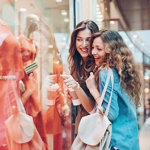 💳 Pedí adicionales de tus tarjetas ICBC para que tus familiares aprovechen sus beneficios. Cuánto más usen tus adicionales, más puntos #ICBCClub sumás. ¡PEDILAS AHORA! | ICBC Argentina