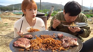 Apink Bomi | Family Mukbang