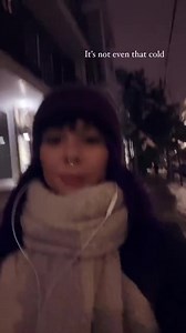 Ariel Rebel: Ice Cold Moments on Bed