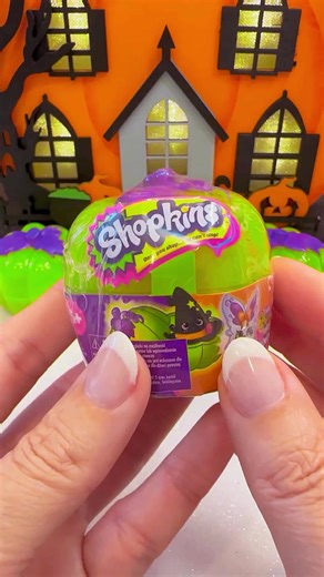 182K views · 1.3K reactions | Halloween Shopkins #reallittles #shopkins #shopkinsreallittles #halloweentoys #glowinthedark #unboxingtoys #halloween #thisishalloween | Vivizone | Facebook