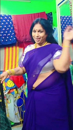 Lovely Indian Mature Chubby Aunty #Lady #aunty #bhabhi #saree #indianaunty