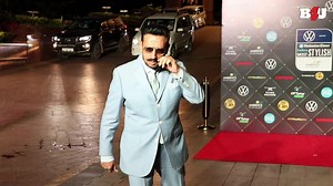 "Na mooch bad rahi hai, na umar": 'Bad Man' of Bollywood Gulshan Grover ka kya style hai #GulshanGrover #Badman | B4U Entertainment