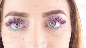 ¡Rompe los esquemas con nuestro nuevo #SpringColorsLook! #MaríaKalos siempre innovando por ti, porque sabemos de estilos y de personalidades. Somos expertos en la creación de looks, los únicos en el mundo con #9MaKaLooks. Haz tu cita hoy. | Maria Kalos Especialista en Pestañas y Cejas