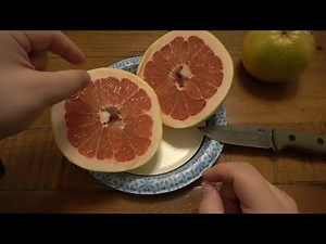 TASTE TEST : Trying A Pomelo (World's Largest Citrus Fruit) For The First Time Ever...