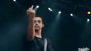 They're trying to build a prison! System Of A Down performing 'Prison Song' off their second album Toxicity followed by a Daron Malakian cover of 'When The Smoke Is Going Down' by the Scorpions live at Reading Festival in 2001. All research and successful drug policy show That treatment should be increased And law enforcement decreased while Abolishing mandatory minimum sentences Happy #SystemSunday everyone! #SystemOfADown #SOAD #DaronMalakian #SerjTankian #ShavoOdadjian #JohnDolmayan | Victims