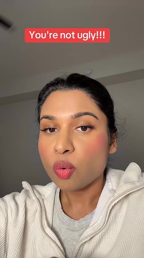 If you want that “healthy tan” look without UV exposure, Astaxanthin’s antioxidant support helps enhance skin tone, evenness, and warmth for a naturally sun-kissed appearance. | Essentra