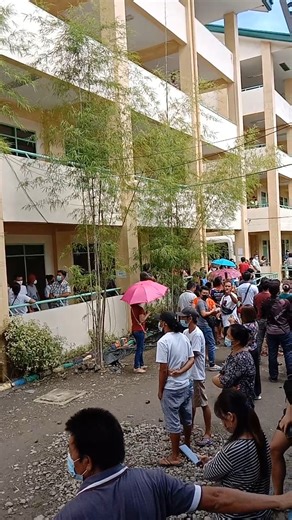 WATCH: The Presidential Security Group outside Precinct No. 1245A of Daniel R. Aguinaldo National High School in Talomo, Davao City where President Rodrigo Duterte will cast his vote on Monday (May 9, 2022). | via Joice Cudis | Philippine News Agency