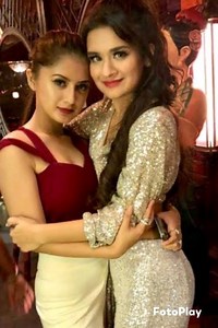 Avneet kaur with her friends❤ jannat Siddharth Reem shikha😘 #youtubeshorts🔥#short💖🫶