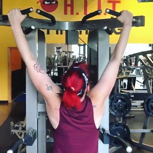 More gym! I’m getting there. :) #gymday #punkredhair #takaiji #amazon #tall #tallgirls #redhead #tattoos #redheads_of_instagram #tough #fetishmodel #strongwomen #strongwoman #feetfetishworld #footfetishmodel #footworshipping #footfetishcommunity #tallwomen #feetfetishgroup #feetworship #fetishmodeling #fireredhair #dyedhair #crimsonhair #arnoldworkout #upperbody #workout #tattooedgirl #tattoo #tattooedwomenofinstagram | Takaiji