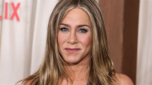 Jennifer Aniston, despre scenele intime filmate cu partenerul de platou Jon Hamm