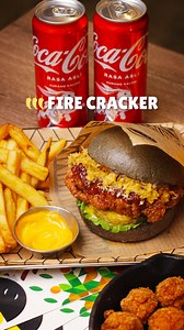 🧨 HUAT’s cooking this CNY? myBurgerLab is bringing all the festive vibes! 🍊✨ Taste prosperity with the 𝐌𝐚𝐧𝐝𝐚𝐫𝐢𝐧 𝐅𝐥𝐨𝐬𝐬 𝐁𝐮𝐫𝐠𝐞𝐫 – crispy fried chicken, fluffy chicken floss, zesty orange pickle mayo, and a pineapple crunch! 🍔🍍 🔥 Love it spicy? Try the 𝐅𝐢𝐫𝐞𝐜𝐫𝐚𝐜𝐤𝐞𝐫 𝐁𝐮𝐫𝐠𝐞𝐫, a spicy twist topped with our fiery 𝐕𝐢𝐞𝐭 𝐂𝐡𝐢𝐥𝐢 𝐒𝐚𝐮𝐜𝐞! 🌶️ Limited time only at 𝐑𝐌𝟐𝟔.𝟗𝟎 (𝐚 𝐥𝐚 𝐜𝐚𝐫𝐭𝐞)! Prosperity never tasted this good, grab it soon before they’r