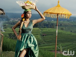 'America's Next Top Model' Season 20 Episode 13: 'The Girl Who Gets Kissed On An Elephant'