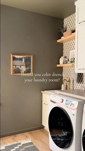 Laundry Room Paint Color Inspiration Using Gloucester Sage HC-100 with @heirloomhousebynh 🏠🧺
