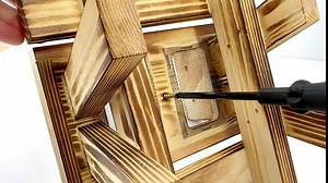 Carbonized Wood Squirrel Feeder, Squirrel Feeders for Outside Durable squrrill Picnic Table with Solid Structure Waterproof Chipmunk Feeder with Corn Cob Holder, Fenced Tabletop for Holding Peanuts