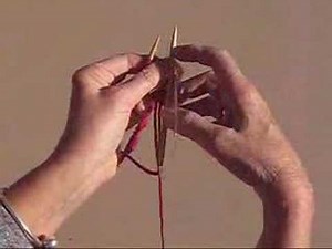 How to Knit On Circular Needles Or Knit In The Round