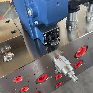 [Hot Item] High-Quality Hydraulic Valve Block Manifold Set for Machinery