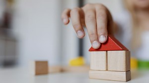 What is a 'strong story structure' to enhance the goodness of the story?