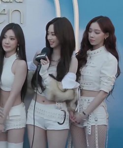 96K views · 5.6K reactions | karina: first of all, thank you for having us and thank you for this incredible honor *gives the mic to winter* winter: (in korean) i didnt hear anything tho karina: (in korean) what are your thoughts winter: ah. uhm... thank you, MY | Karina Supremacy | Facebook