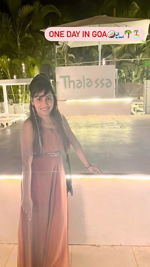 Day One Goa… Check Out Place to See🌸❤️ 🌸 Checkin to Taj Hotel 🌸 Fort Aguada tour and Reels 🌸 Kingfisher Villa 🌸 Famous Vada pao 🌸 Shopping in North Goa at Calangute Lane 🌸 Sundown at Thalasaa ✅ Shopping #goa #goadiaries #goabeach #beach #beachvibes #beachlife #travelphotography #travelblogger #foodblogger #reels #reelsinstagram #reelsindia #trendingsongs #viralsongs #easycookingwithekta | Easy Cooking With Ekta