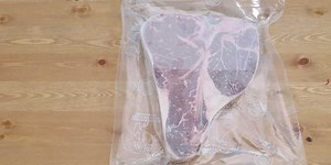 Here's what you get when you order 'Omaha Steaks' in the mail