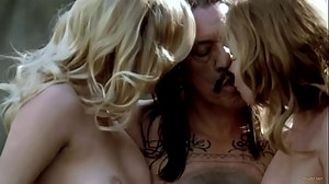 Lindsay Lohan & Alicia Rachel Marek - Machete &lpar;2010&rpar; 1