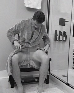 "I need one in every color. It's great for lounging, great to put on when you get out of the shower! My new favorite thing." | Sand Cloud