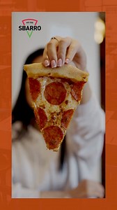 Sbarro Pizza, birbirinden lezzetli pizzalarıyla hafta sonu buluşmalarının olmazsa olmazı.☀️✨ | Van AVM