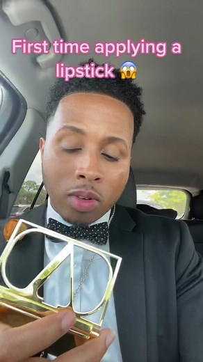 Valentino Romantic Nude Lipstick Experience