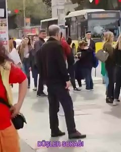 Bunca Gamı Bunca Derdi.. 🎤 Hatice Kaya | Düşler Sokağı Müzik Pınarı